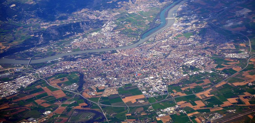 vue aérienne de la ville de Valence dans la Drôme